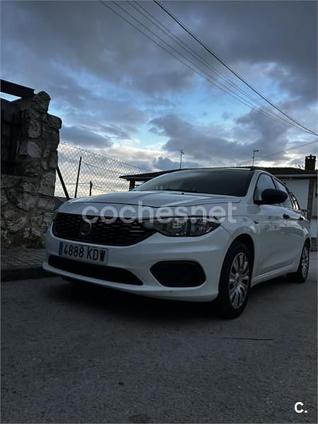 Usado Fiat Tipo Lounge 120 CV (88 kW) 2017 Blanco Berlina