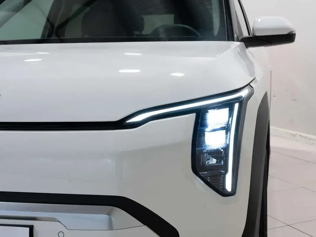 Usado Kia EV3 Earth 150 kW (204 CV) 2025 Blanco SUV