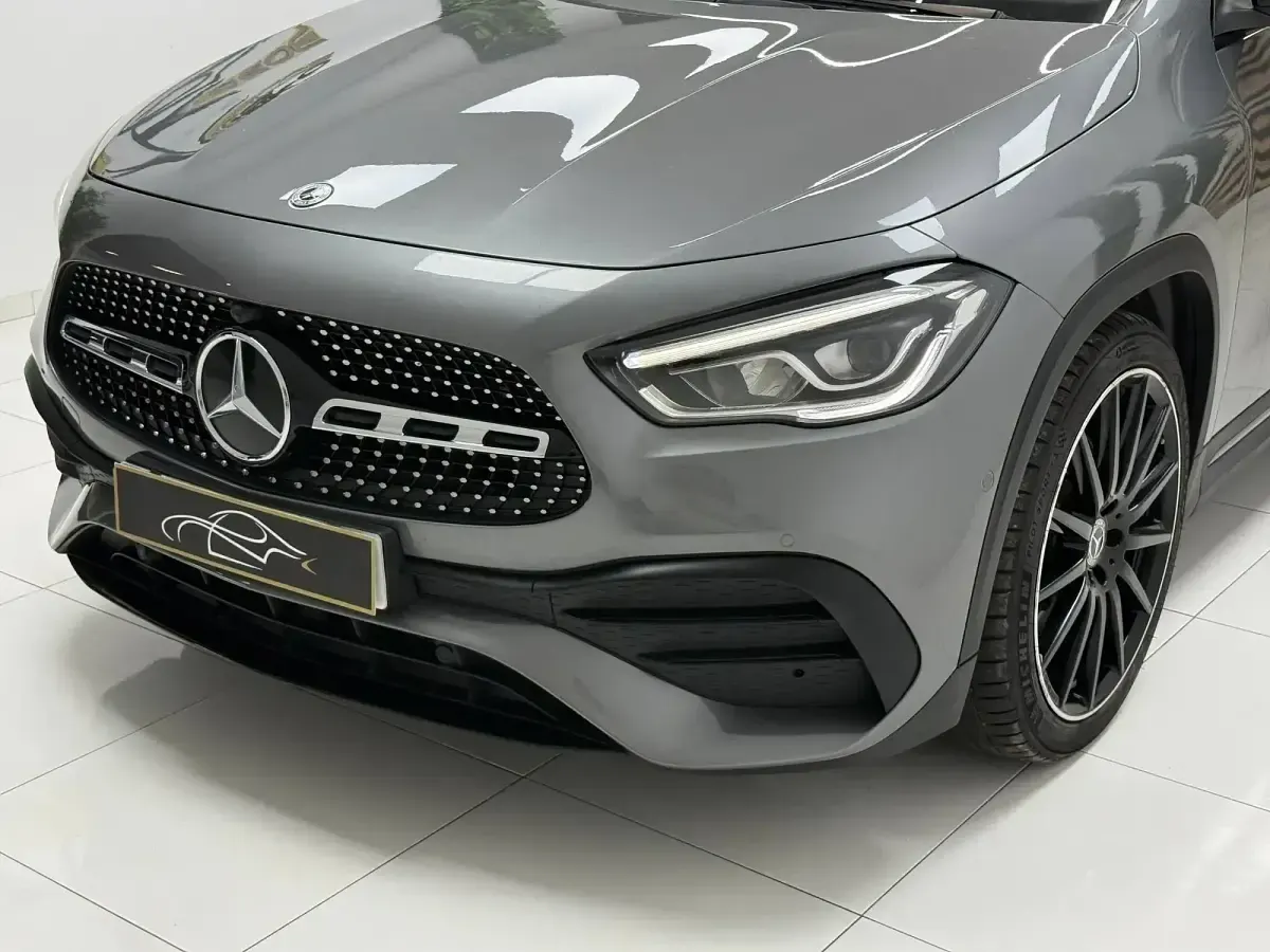 Usado Mercedes GLA220 190 CV (139 kW) 2021 Gris SUV