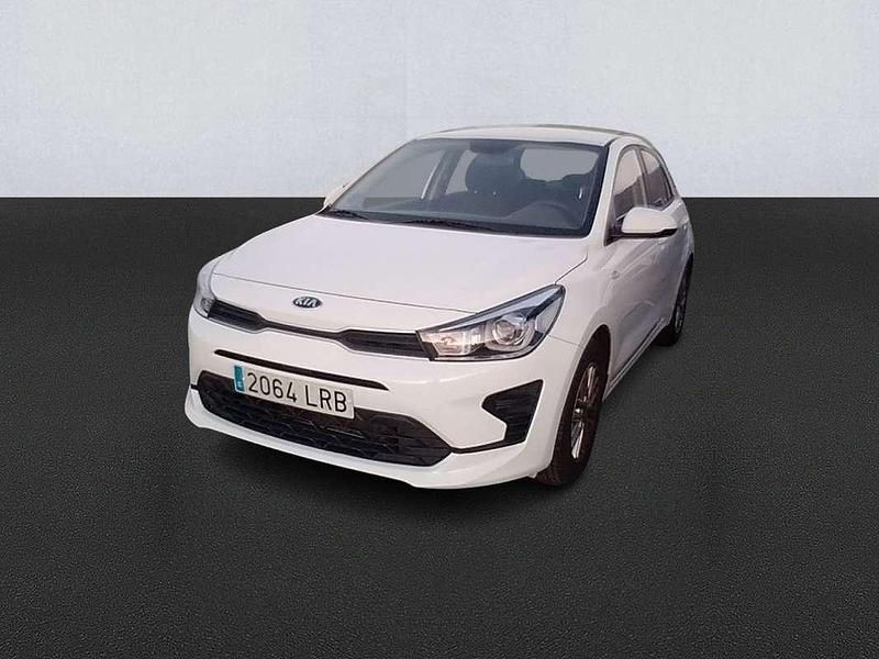 Blanco Usado 2021 Kia Rio Utilitario | 12.500 € (Precio justo) - Imagen 1/4
