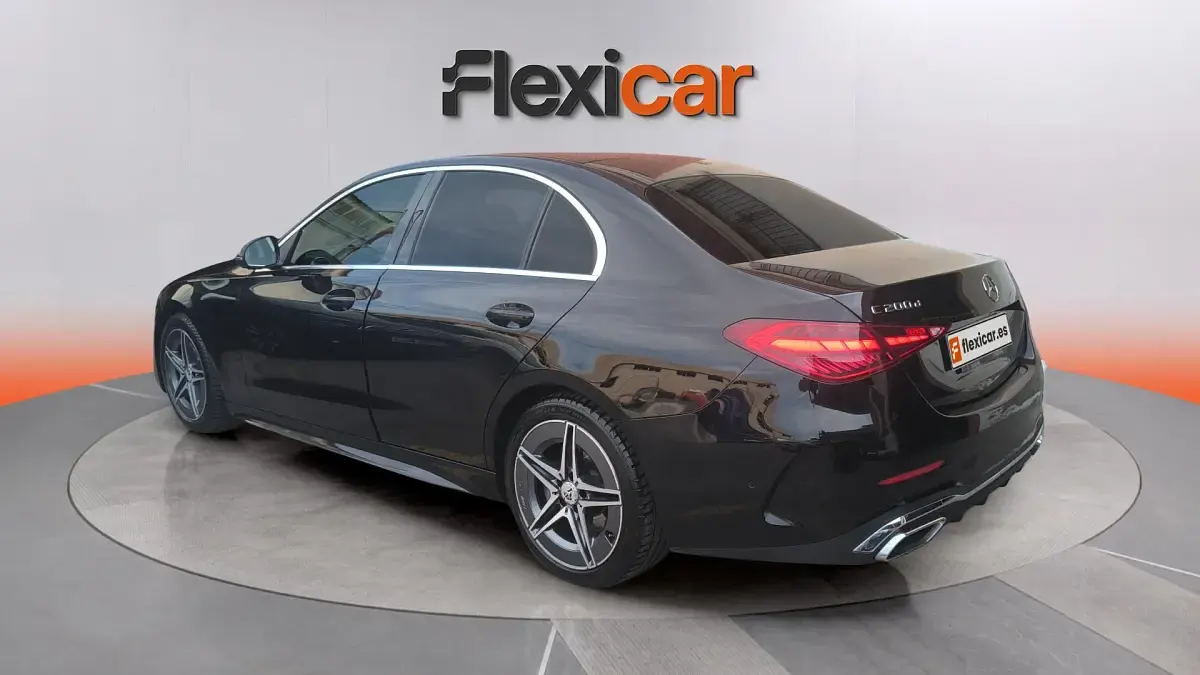 Usado Mercedes C200 204 CV (150 kW) 2022 Negro Berlina