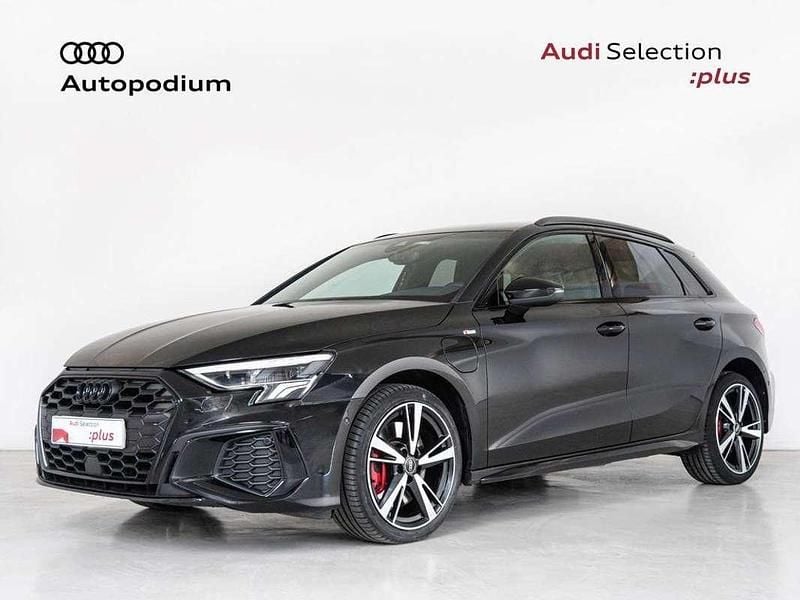 Negro Usado 2024 Audi A3 Sportback e-tron Competition Utilitario | 35.700 € (Un poco caro) - Imagen 1/4