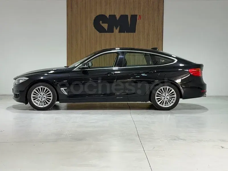 Usado BMW 318 Luxury Line 150 CV (110 kW) 2015 Negro Berlina