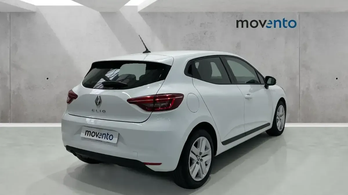 Usado Renault Clio Intens 90 CV (66 kW) 2022 Blanco Utilitario