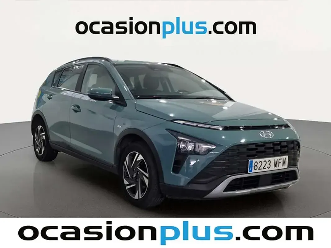 Usado Hyundai Bayon 101 CV (74 kW) 2023 Verde SUV