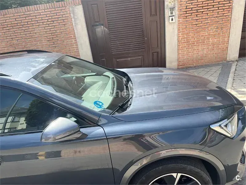 Usado Cupra Formentor 204 CV (150 kW) 2024 Gris / plata SUV