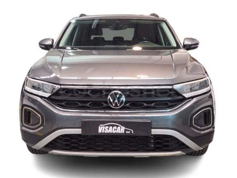 Usado VW T-Roc Life 115 CV (84 kW) 2024 Gris / plata SUV