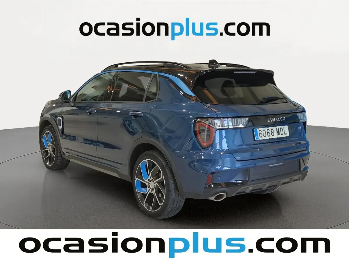 Usado Lynk & Co 01 261 CV (191 kW) 2023 Negro SUV