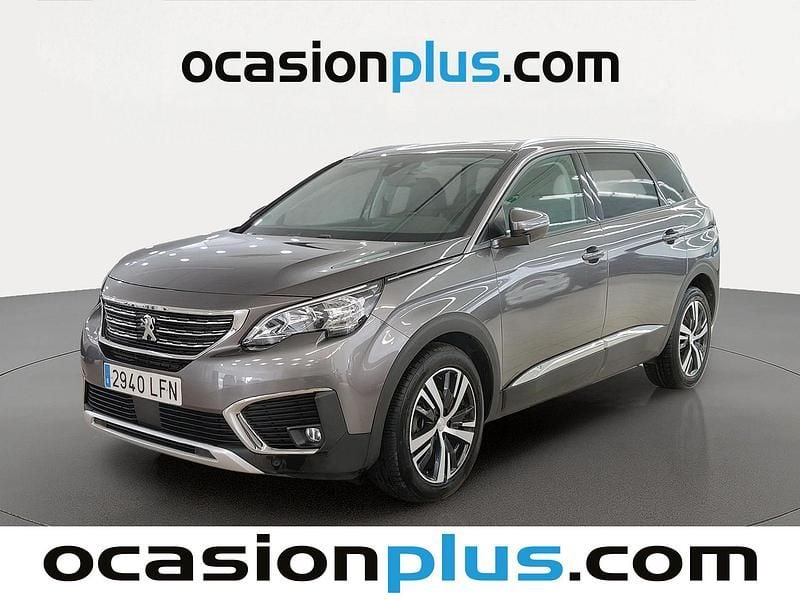 Usado Peugeot 5008 Allure 131 CV (96 kW) 2020 Gris plata SUV