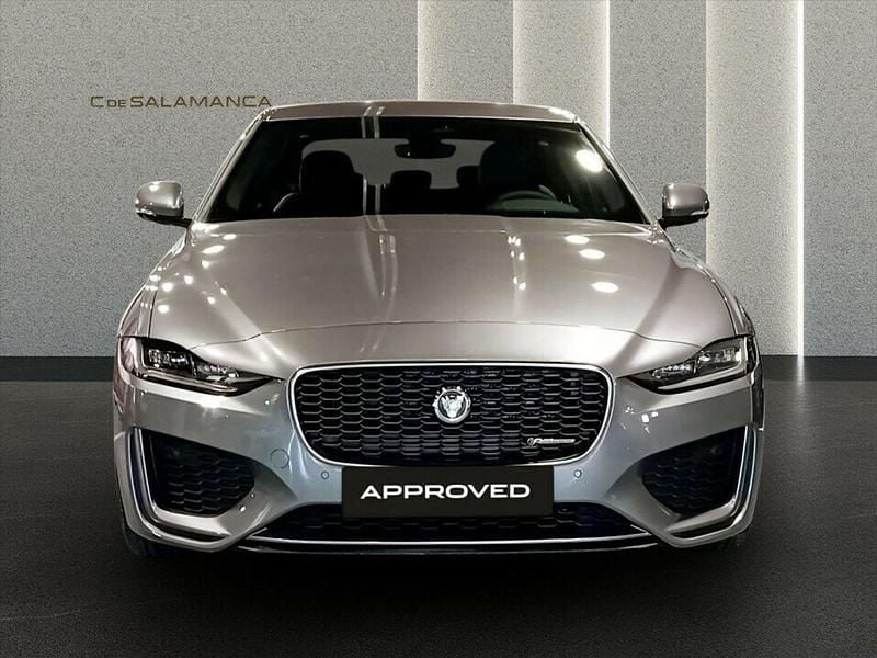 Usado Jaguar XE R 204 CV (150 kW) 2024 Gris Berlina