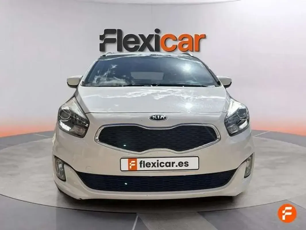 Usado Kia Carens 135 CV (99 kW) 2016 Blanco Monovolumen