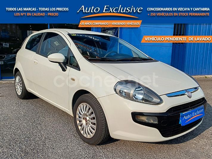 Blanco Usado 2012 Fiat Punto Pop Utilitario | 5490 € (Precio justo) - Imagen 1/4