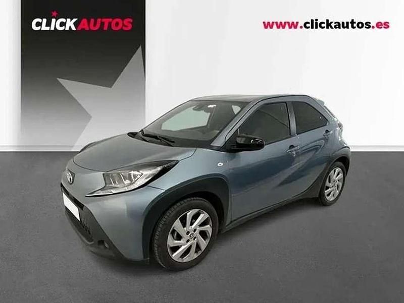 Gris Usado 2024 Toyota Platz Play Berlina | 12.650 € - Imagen 1/4