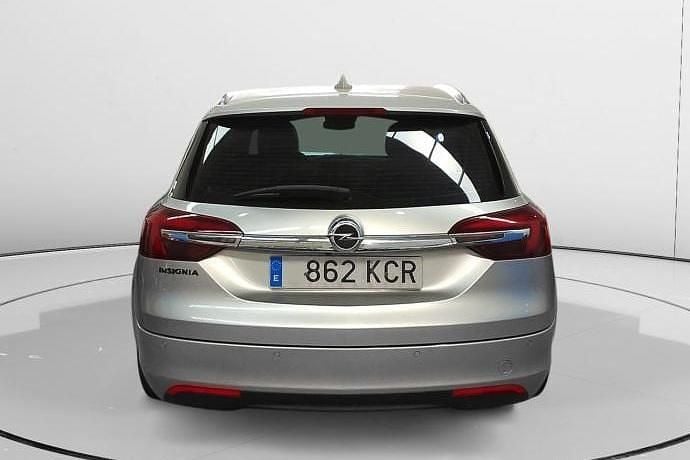 Usado Opel Insignia Business 136 CV (100 kW) 2017 Familiar