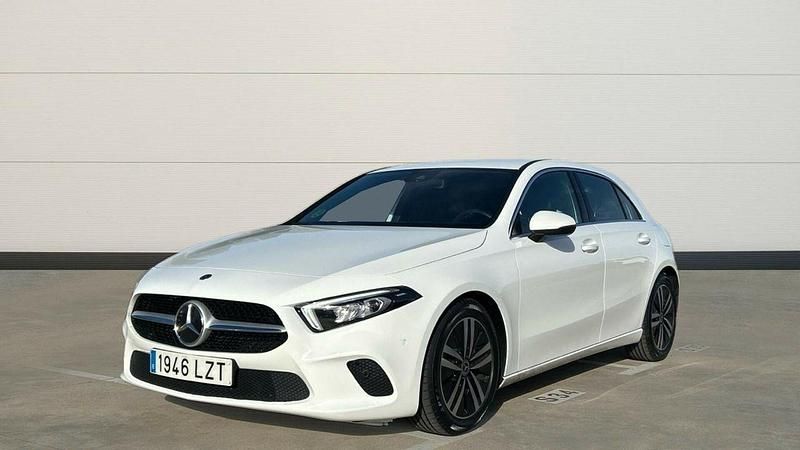 Usado Mercedes A200 163 CV (119 kW) 2022 Blanco Berlina