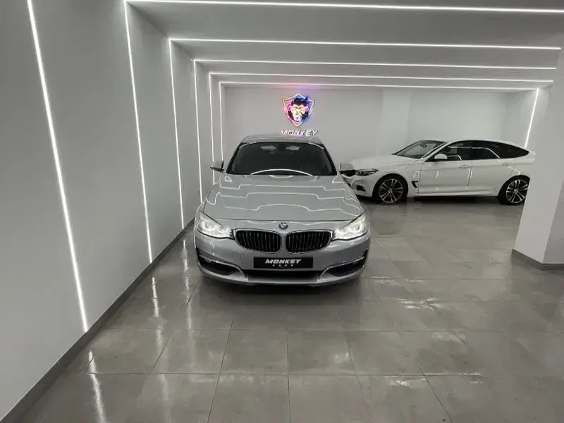 Usado BMW 320 184 CV (135 kW) 2014 Gris / plata Berlina