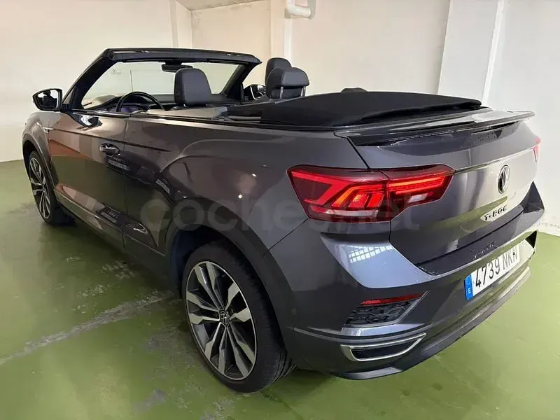 Usado VW T-Roc R-line 150 CV (110 kW) 2020 Violeta / lila SUV