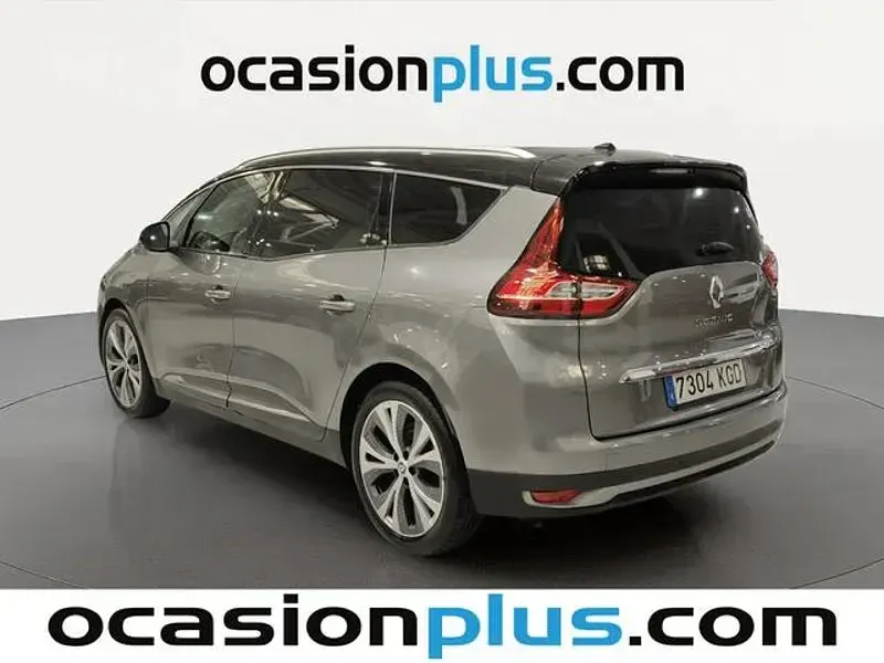 Usado Renault Grand Scénic IV Zen 130 CV (95 kW) 2017 Gris / plata Monovolumen