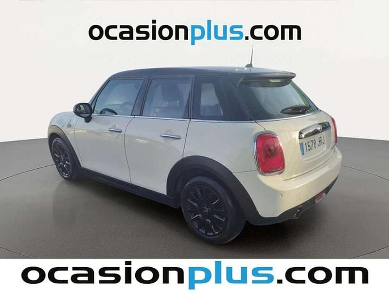 Begagnad Mini Cooper 136 HK (100 kW) 2016 Vit Halvkombi