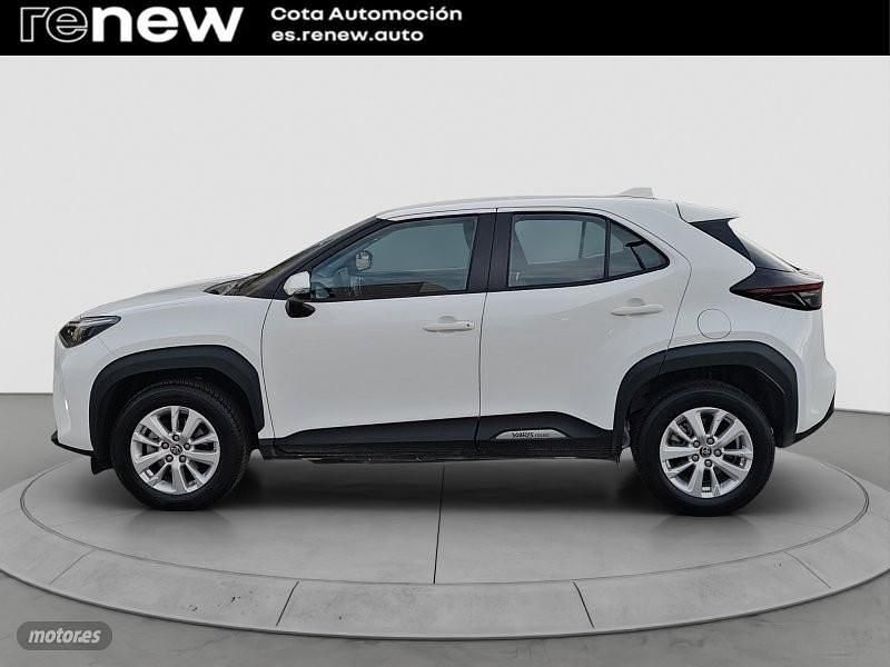 Usado Toyota Yaris Cross Business Edition 130 CV (95 kW) 2022 Blanco SUV