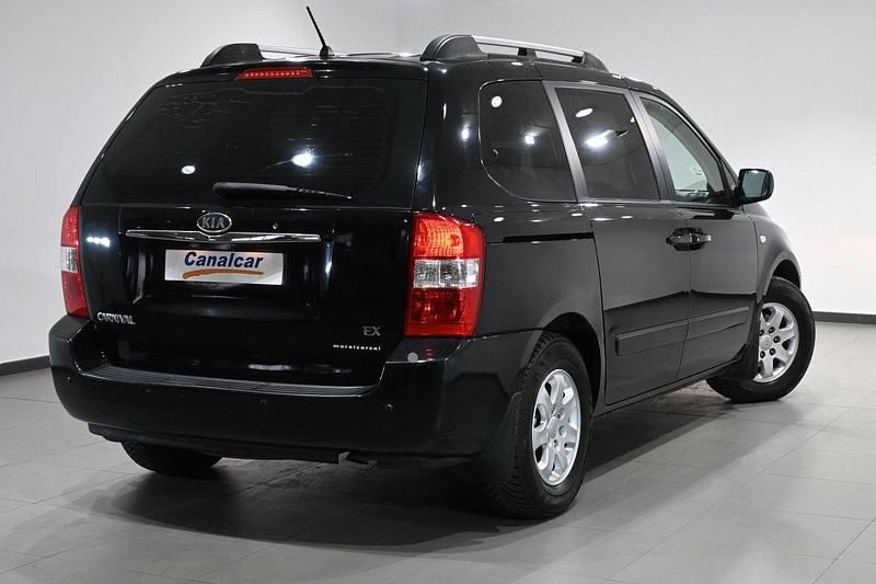 Usado Kia Carnival Active 185 CV (136 kW) 2010 Negro Monovolumen
