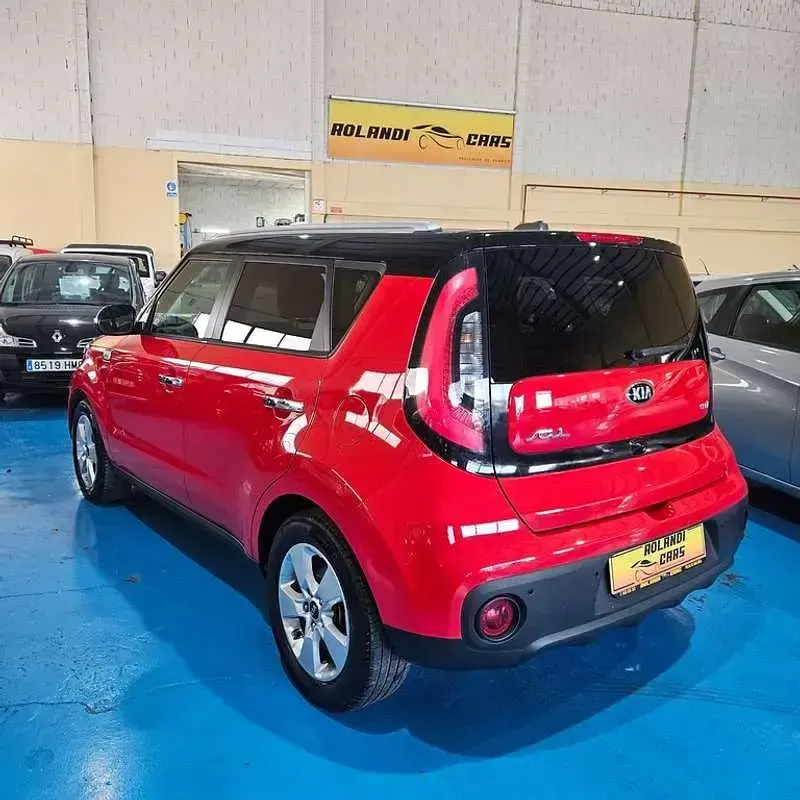 Usado Kia Soul 136 CV (100 kW) 2017 Rojo SUV