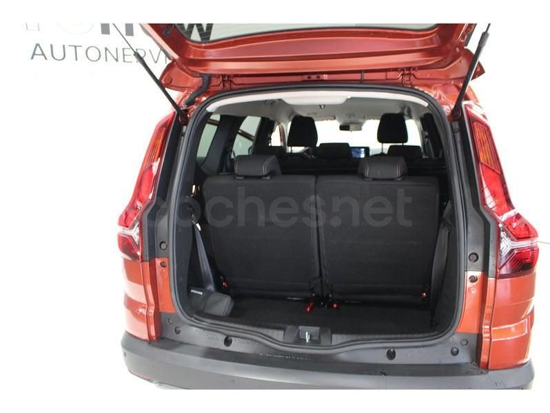 Usado Dacia Jogger Extreme 140 CV (102 kW) 2025 Marrón Monovolumen