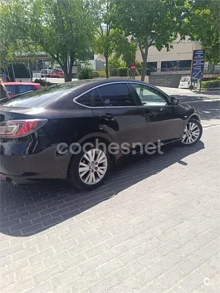 Usado Mazda 6 Luxury 163 CV (119 kW) 2009 Rojo Berlina