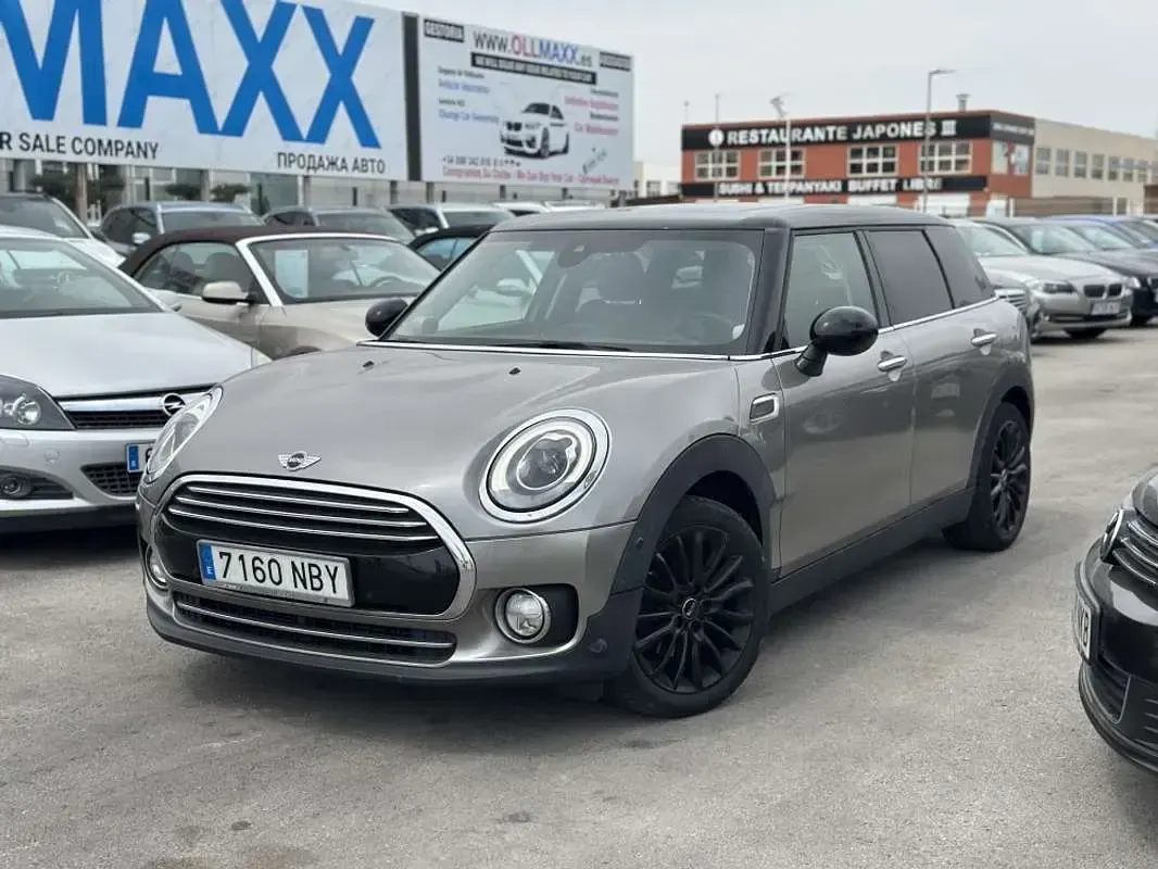 Usado Mini Cooper D 150 CV (110 kW) 2016 Gris Utilitario
