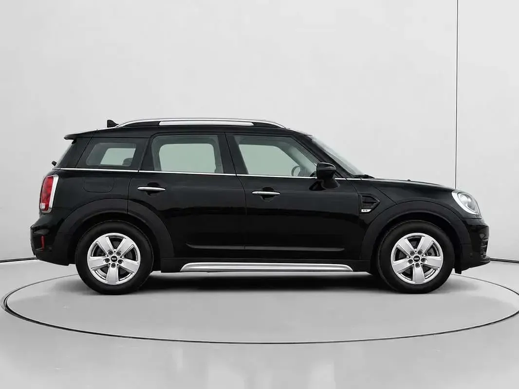 Usado Mini Countryman 117 CV (86 kW) 2020 Negro SUV