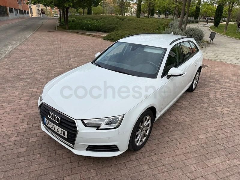 Usado Audi A4 Sport 150 CV (110 kW) 2018 Blanco Familiar