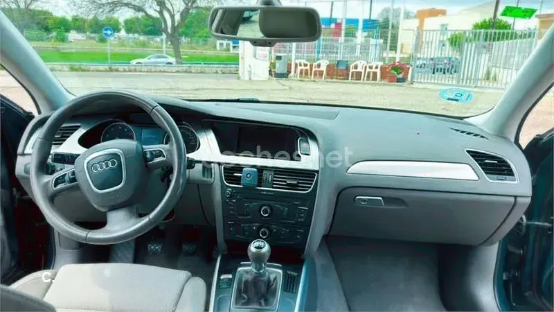 Usado Audi A4 160 CV (117 kW) 2008 Azul Berlina