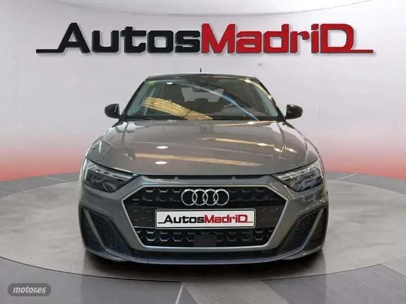 Usado Audi A1 Sportback S-Line 95 CV (69 kW) 2020 Gris Utilitario