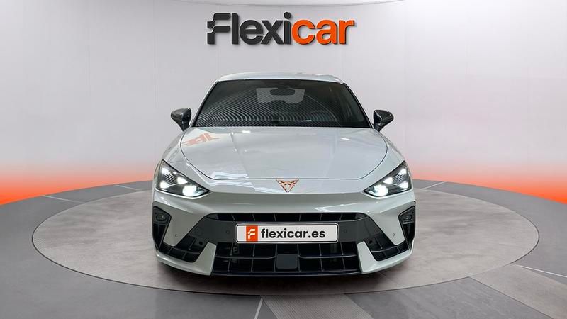 Usado Cupra Leon 150 HP (110 kW) 2025 Branco Sedan