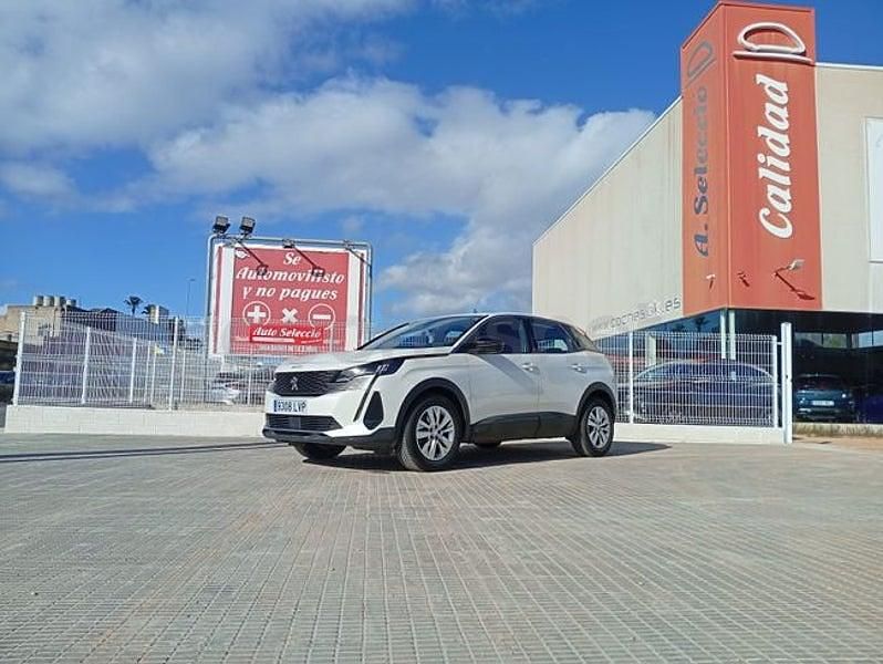 Usado Peugeot 3008 Active 130 CV (95 kW) 2021 Blanco SUV