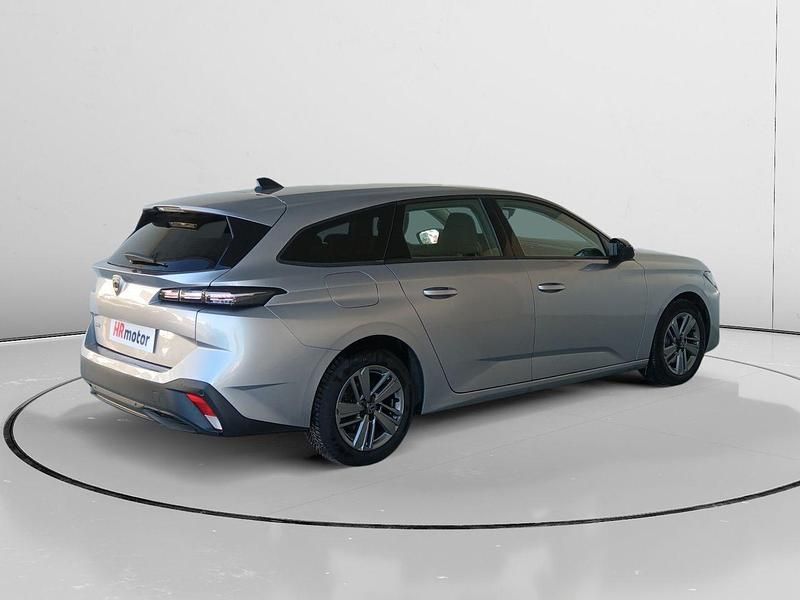 Usado Peugeot 308 Active 131 CV (96 kW) 2023 Gris Familiar