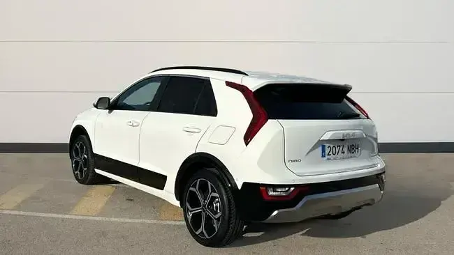 Usado Kia Niro 129 CV (94 kW) 2025 Blanco SUV