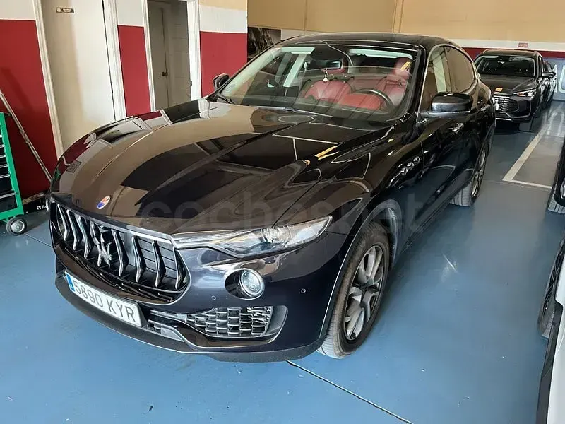 Usado Maserati Levante GranLusso 275 CV (202 kW) 2019 Negro SUV