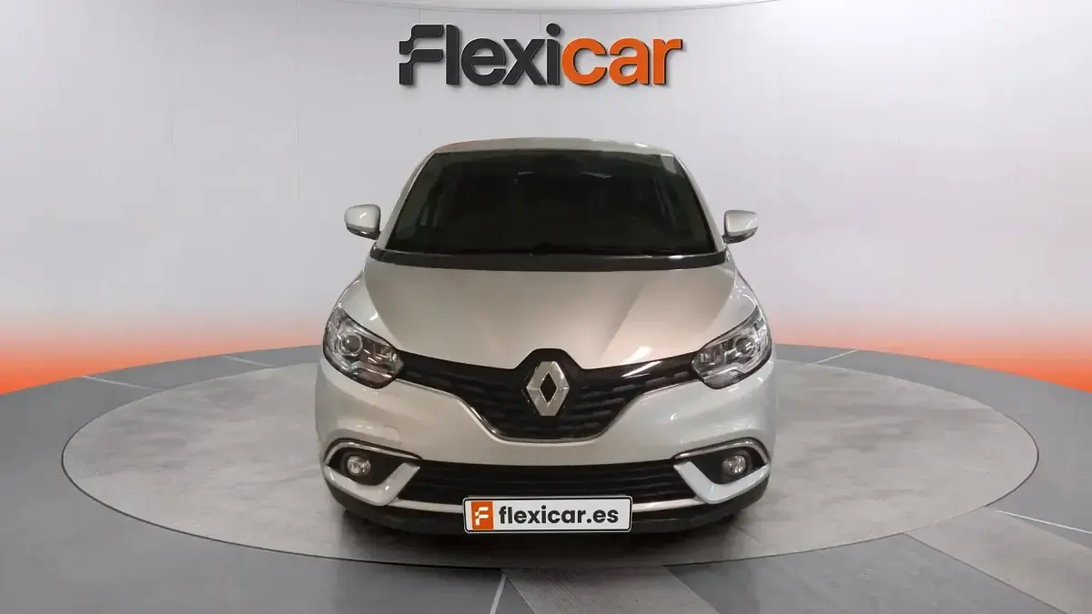 Usado Renault Scénic Intens 110 CV (80 kW) 2017 Gris Monovolumen