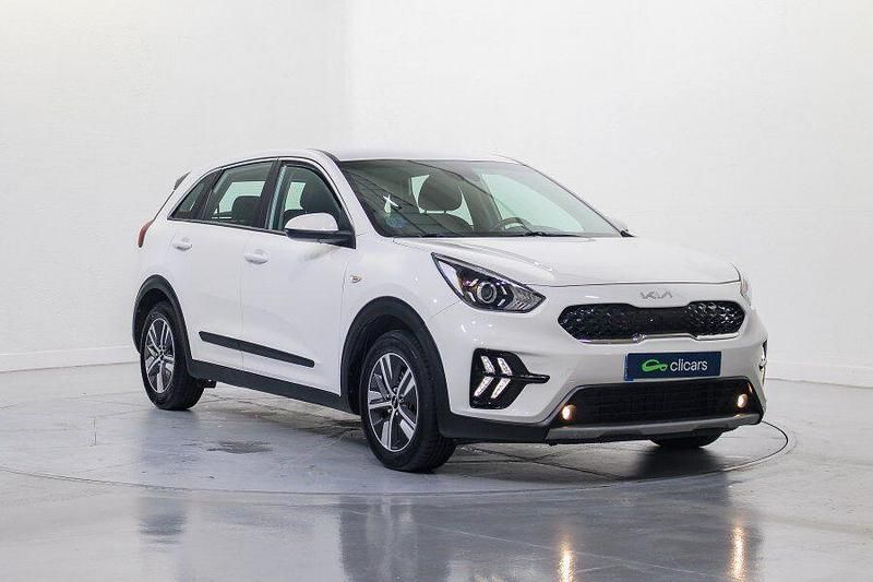 Usado Kia Niro 105 CV (77 kW) 2022 Blanco SUV