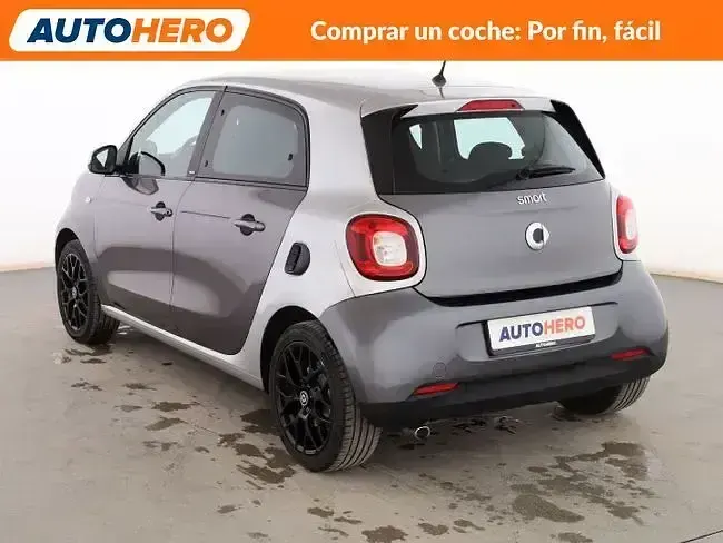 Usado Smart ForFour Basis 90 CV (66 kW) 2017 Gris Utilitario