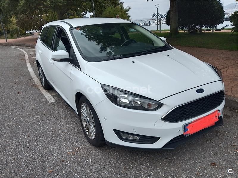 Blanco Usado 2018 Ford Focus Active Familiar | 12.500 € (Precio justo) - Imagen 1/4