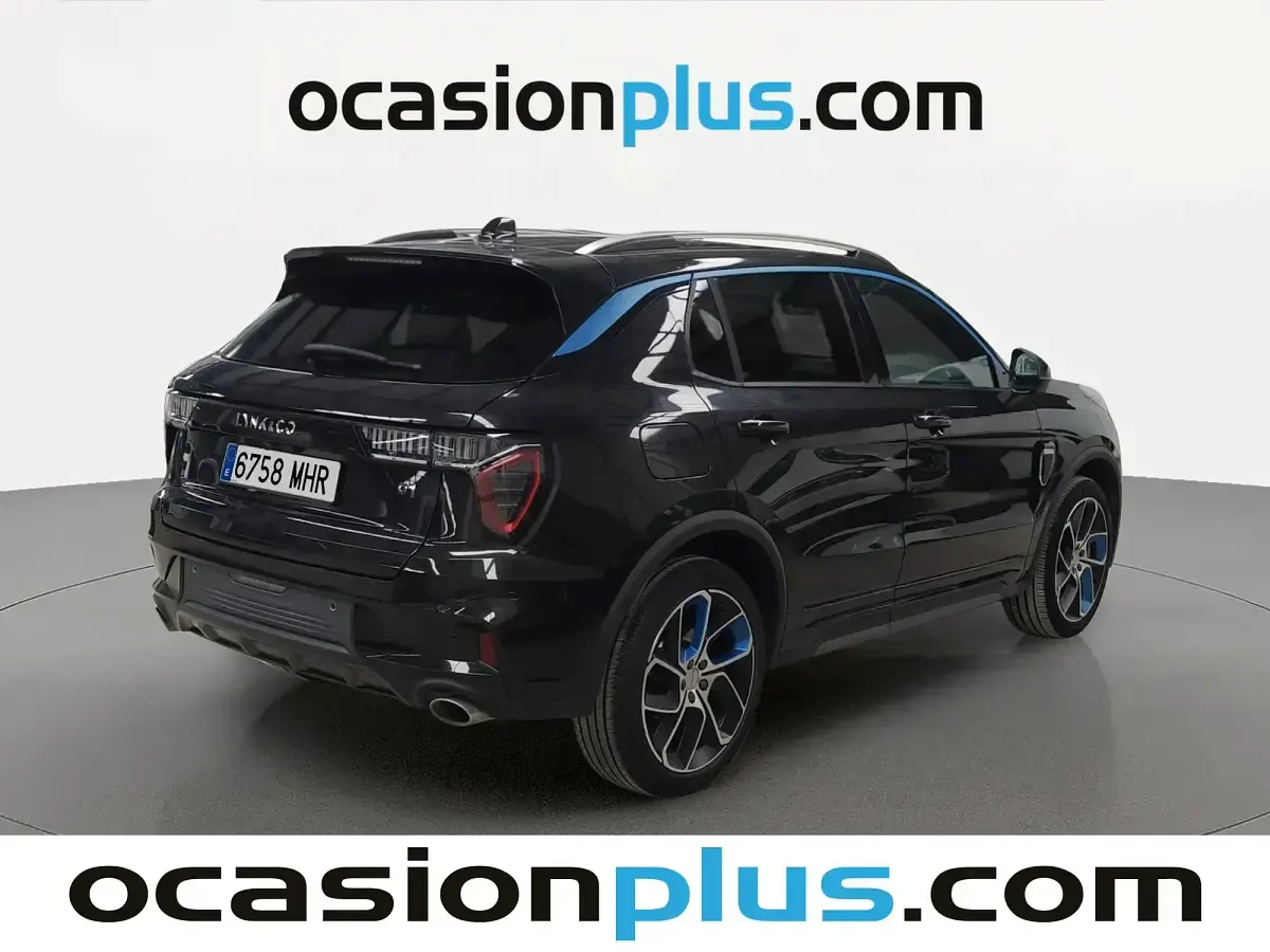 Usado Lynk & Co 01 261 CV (191 kW) 2023 Negro SUV