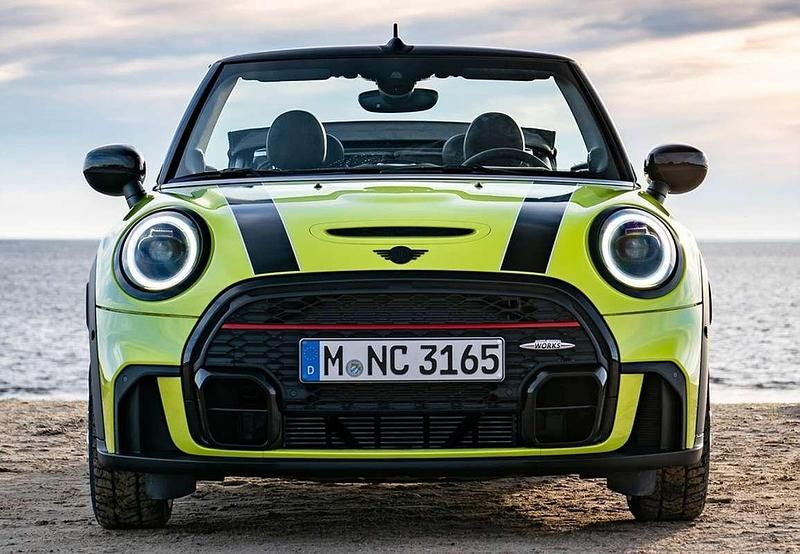 Usado Mini John Cooper Works Cabriolet 231 CV (169 kW) 2023 Verde Descapotable
