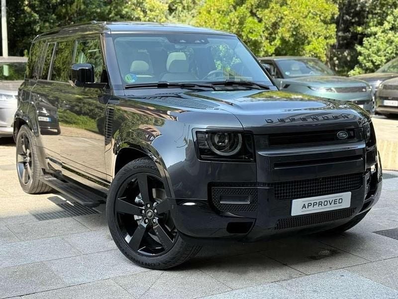 Usado Land Rover Defender SE Dynamic 249 CV (183 kW) 2025 Negro SUV