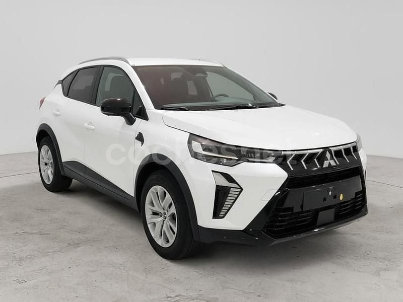 Blanco Nuevo 2025 Mitsubishi ASX Motion SUV | 23.700 € (Precio justo) - Imagen 1/4