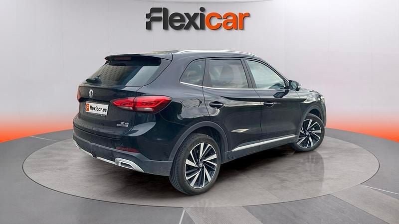 Usado MG ZS Luxury 197 HP (144 kW) 2024 Preto SUV