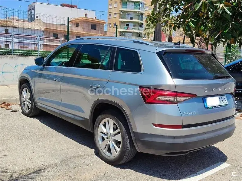 Usado Skoda Kodiaq SportLine 150 CV (110 kW) 2020 Gris / plata SUV