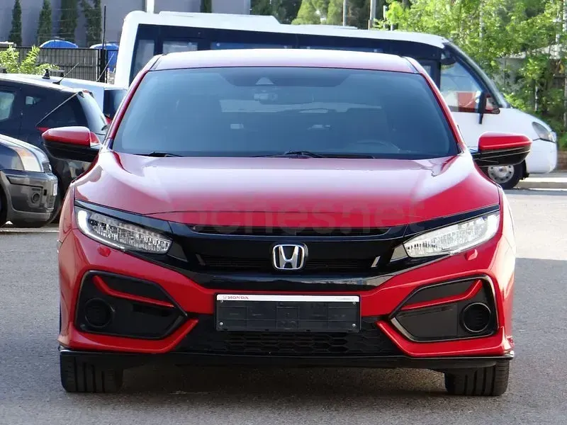 Usado Honda Civic Elegance 126 CV (92 kW) 2021 Rojo Berlina