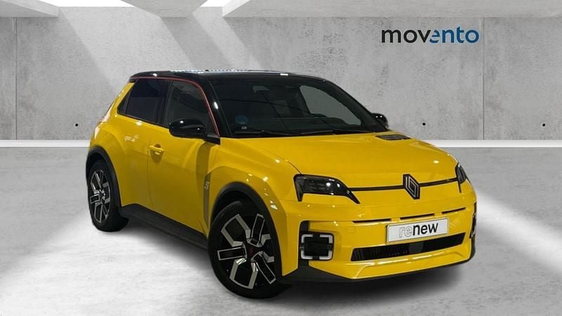 Usado Renault R5 Techno 89 kW (122 CV) 2025 Amarillo Utilitario